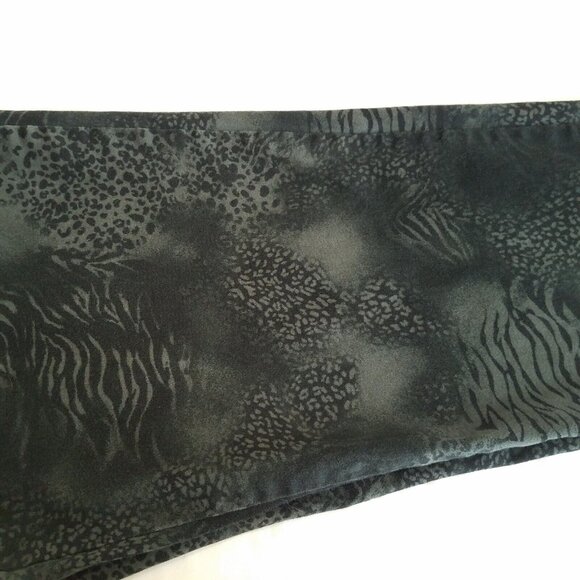 Gloria Vanderbilt Amanda Jeans Black Animal Print SIZE 16 Stretch 35x29 Grey - Picture 4 of 16